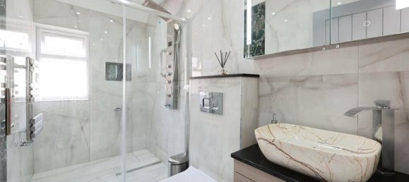 3 bedrooms Bungalow in Watford, United Kingdom No. 6778 12