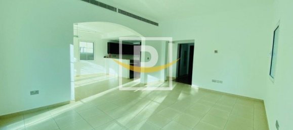 Villa T2 em Jumeirah Village Triangle, UAE N.º 7098 6