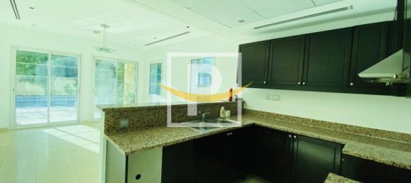 Villa T2 em Jumeirah Village Triangle, UAE N.º 7098 9