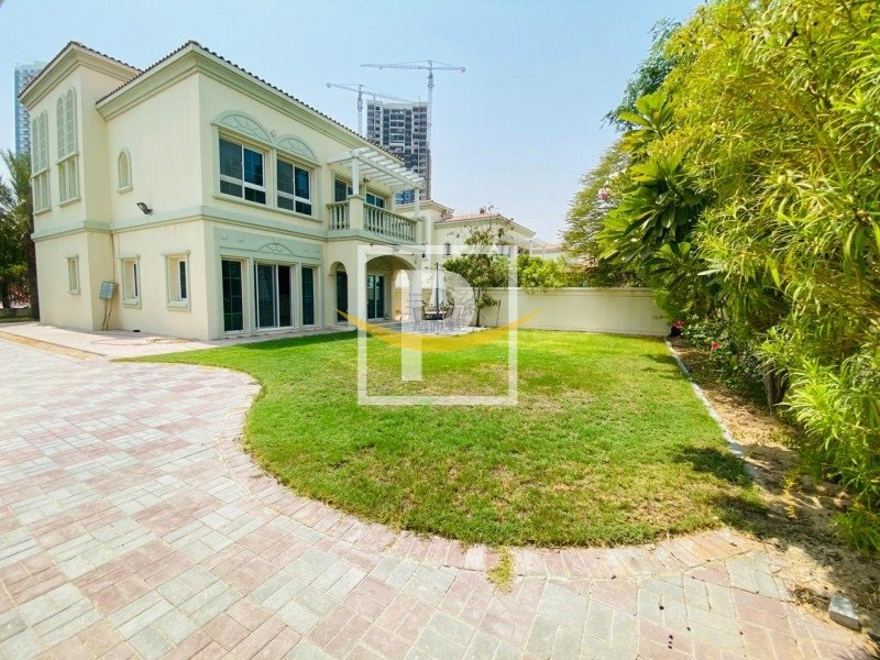 Villa T2 em Jumeirah Village Triangle, UAE N.º 7098