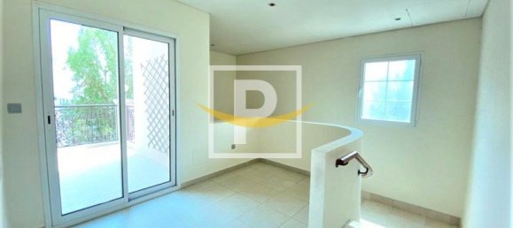 Villa T2 em Jumeirah Village Triangle, UAE N.º 7098 4