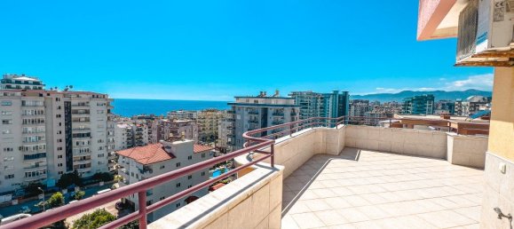 5 rooms Penthouse in Mahmutlar, Turkey No. 9886 5