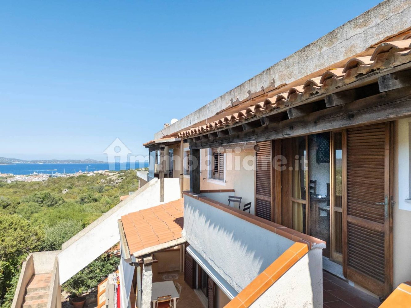 Квартира с 2 спальнями в Ольбия, Италия № 373297