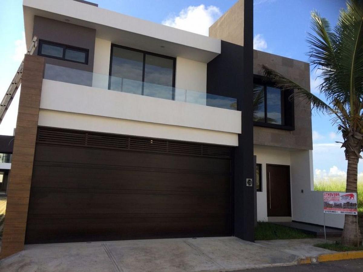 Casa de 3 dormitorios en Tijuana, Mexico No. 169939