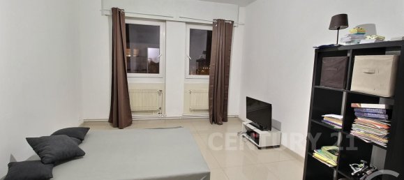 3 chambres Appartement à Saint-Avold, France No. 46078 2