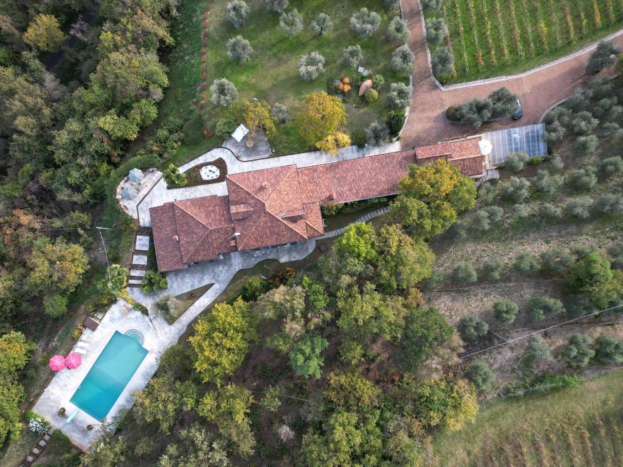 14 rooms Villa in Salò, Italy No. 31031