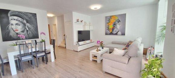 Таунхаус с 3 спальнями в Эстепона, Испания № 145588 3