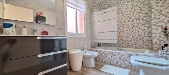 Таунхаус с 3 спальнями в Эстепона, Испания № 145588 18