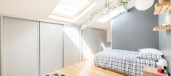 Casa de 3 dormitorios en Colombes, France No. 151124 10