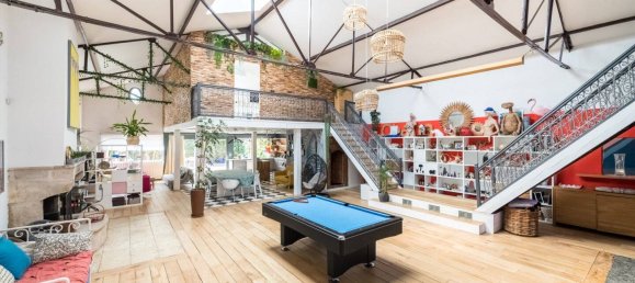 Casa de 3 dormitorios en Colombes, France No. 151124 5