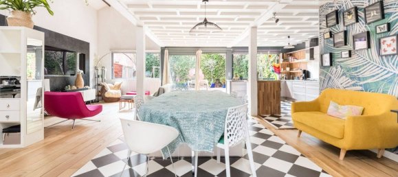 Casa de 3 dormitorios en Colombes, France No. 151124 2