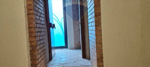 5-salle Propriété commerciale à Salerno, Italy No. 228158 3