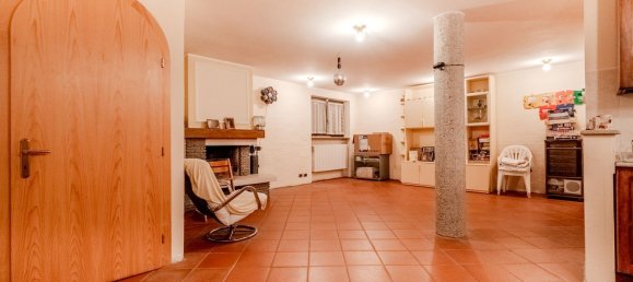 6 bedrooms Villa in Melegnano, Italy No. 362649 50