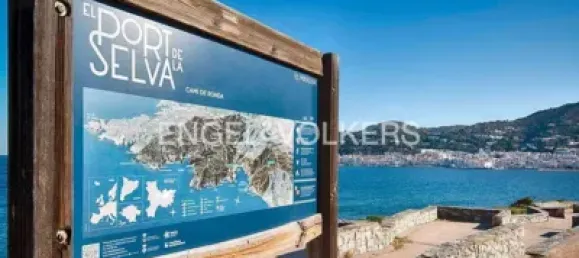 Земельный участок 858м² в Эль Порт де ла Сельва, Испания № 190375 2