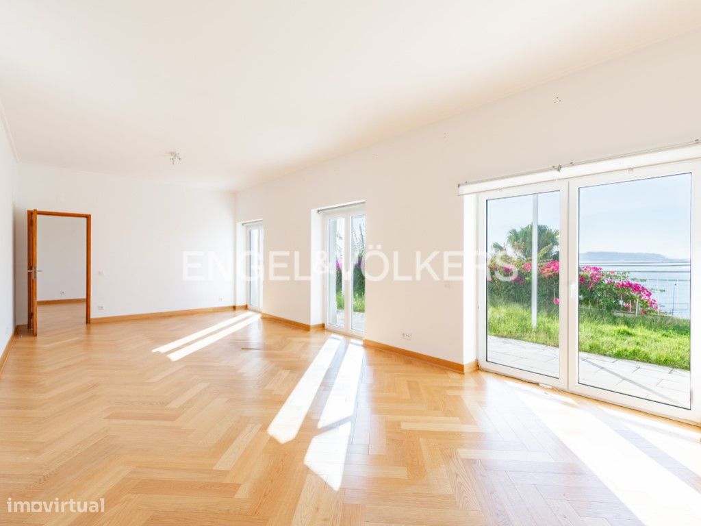 Casa T4 em Oeiras, Portugal N.º 353161