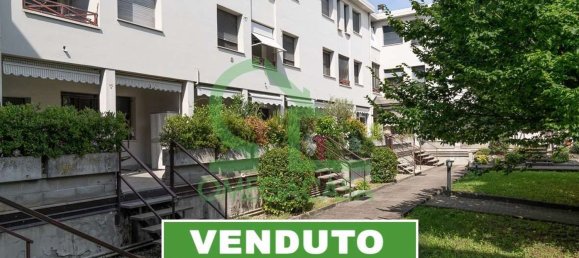 3 rooms Apartment in Piacenza, Italy No. 188321 18