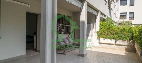 3 rooms Apartment in Piacenza, Italy No. 188321 3