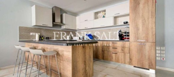 3 bedrooms Apartment in Kalkara, Malta No. 8137 4