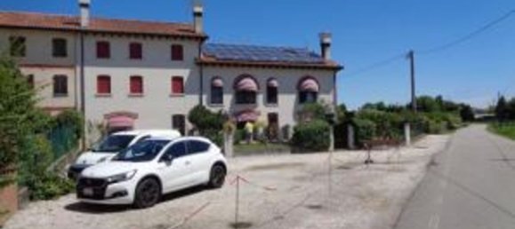 Дом с 6 комнатами в Понте ди Пьяве, Италия № 58203 4