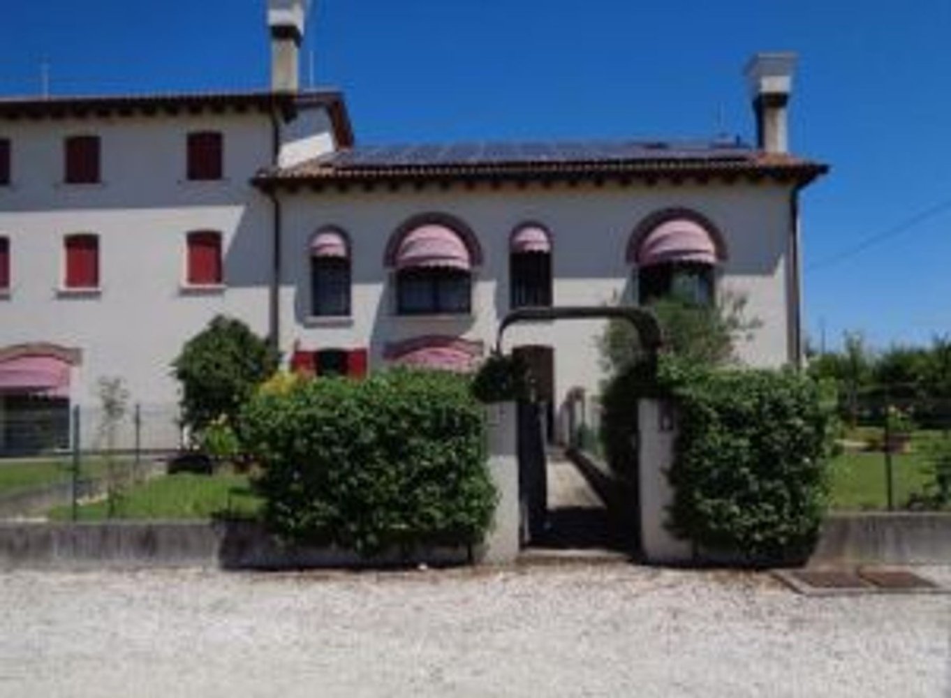 Дом с 6 комнатами в Понте ди Пьяве, Италия № 58203