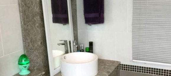 2 bedrooms Condo in Pattaya, Thailand No. 672 8