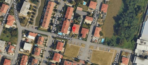 1 bedroom Apartment in Cardano al Campo, Italy No. 283022 2