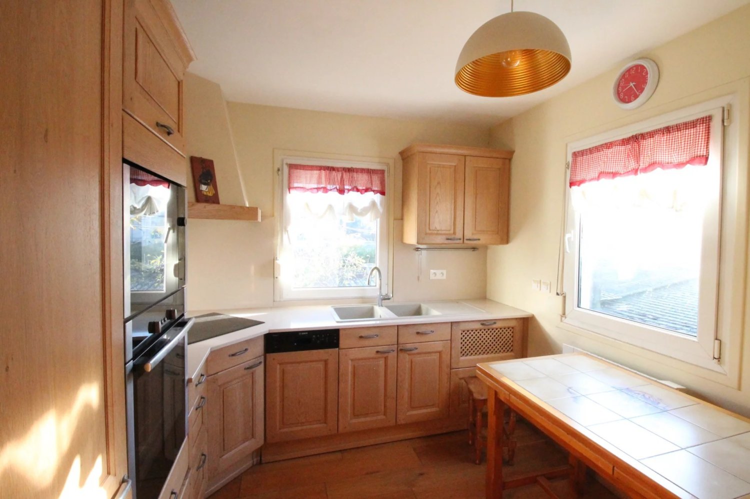 2 bedrooms Apartment in Creil, France No. 47458