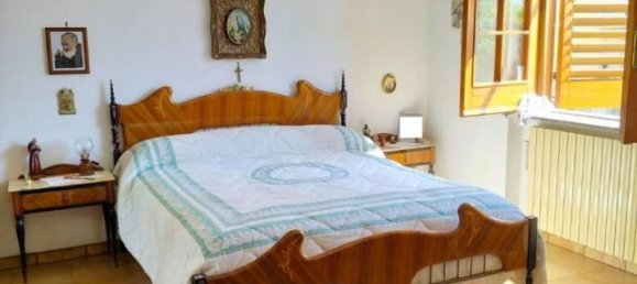 Дом с 17 комнатами в Оттавьяно, Италия № 17464 4