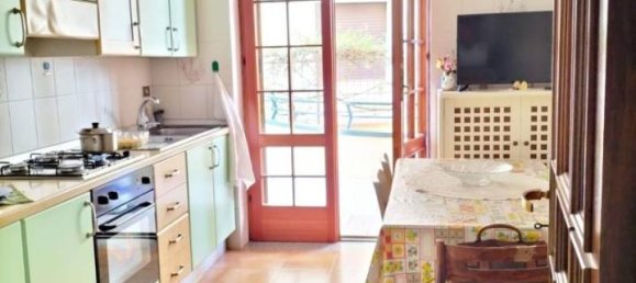 Дом с 17 комнатами в Оттавьяно, Италия № 17464 7