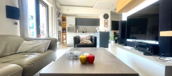 2 rooms Apartment in Portici, Italy No. 18162 6