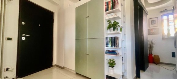 2 rooms Apartment in Portici, Italy No. 18162 4