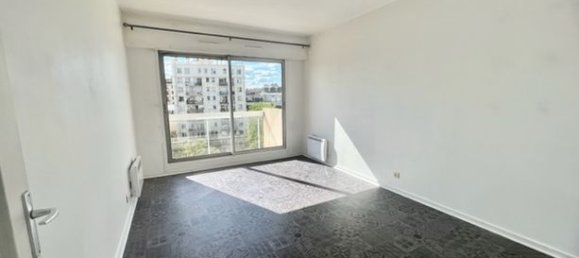 2 bedrooms Apartment in Paris, France No. 314821 3