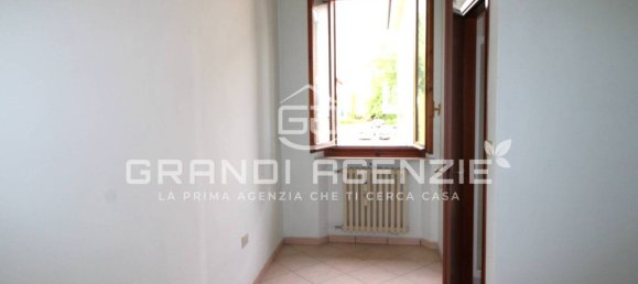 3 غرف نوم فيلا في Castelnovo di Sotto, Italy رقم 309220 28