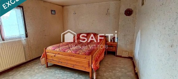 3 bedrooms House in Ernee, France No. 287680 8