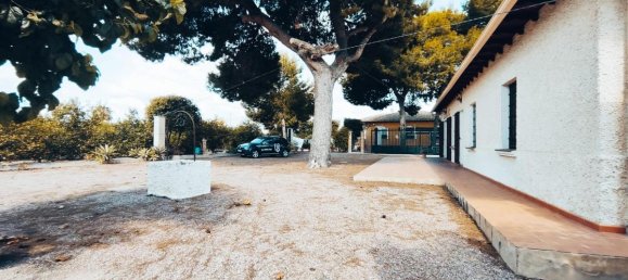 4 bedrooms House in Daya Nueva, Spain No. 13573 3