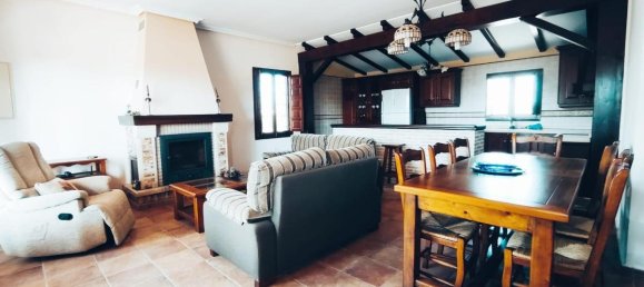 4 bedrooms House in Daya Nueva, Spain No. 13573 13