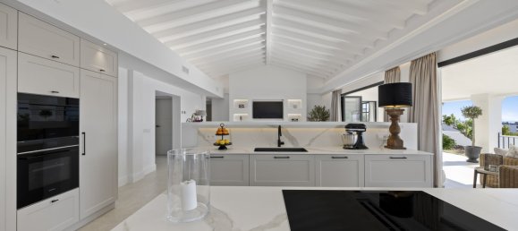 5 Schlafzimmer Haus in Estepona, Spain, Nr. 42562 19