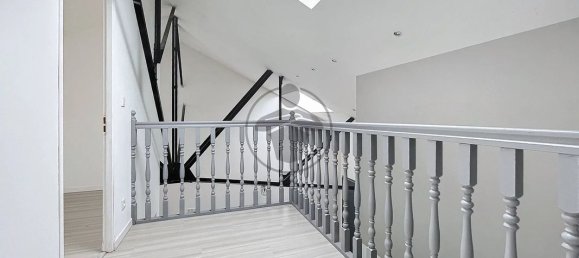 Dúplex de 3 dormitorios en Saint-Quentin, France No. 45531 10