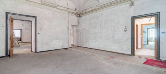 Edificio de 5 habitaciónes en Genoa, Italy No. 31657 16