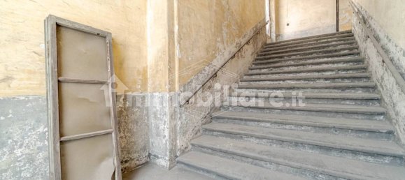 Edificio de 5 habitaciónes en Genoa, Italy No. 31657 36