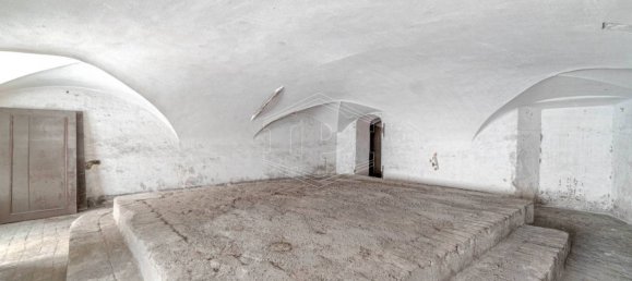 Edificio de 5 habitaciónes en Genoa, Italy No. 31657 93