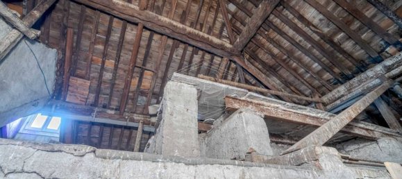 Edificio de 5 habitaciónes en Genoa, Italy No. 31657 70