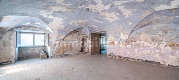 Edificio de 5 habitaciónes en Genoa, Italy No. 31657 86