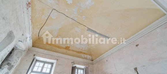 Edificio de 5 habitaciónes en Genoa, Italy No. 31657 33