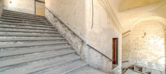 Edificio de 5 habitaciónes en Genoa, Italy No. 31657 39