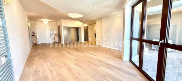 2 bedrooms Apartment in Rome, Italy No. 349871 4