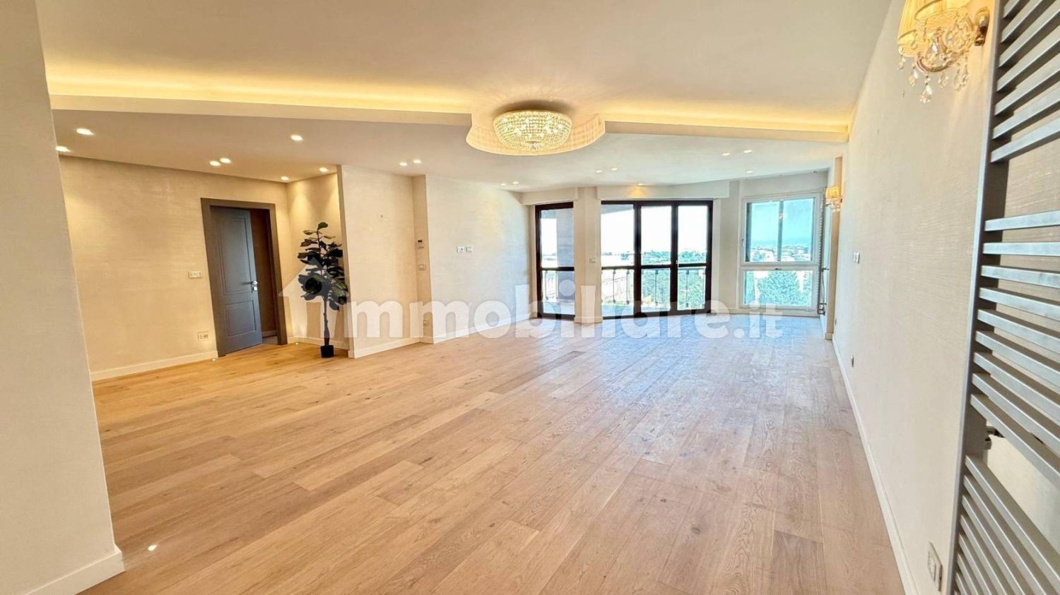 2 bedrooms Apartment in Rome, Italy No. 349871