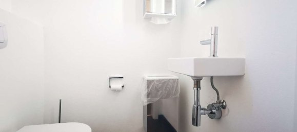 7 غرف نوم بناية في Markischer, Germany رقم 125915 15