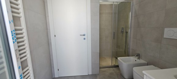 Apartamento de 2 habitaciónes en Origgio, Italy No. 263492 10