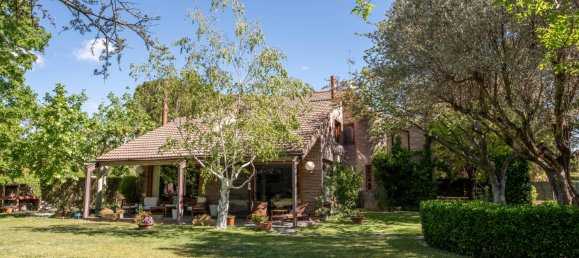 Casa T5 em San Juan de Mozarrifar, Spain N.º 65952 41